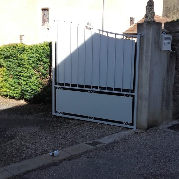 peinture portail fer bompas 09 ariege