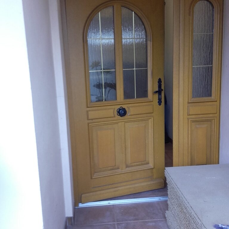 travaux porte bois Bompas 09 ariege