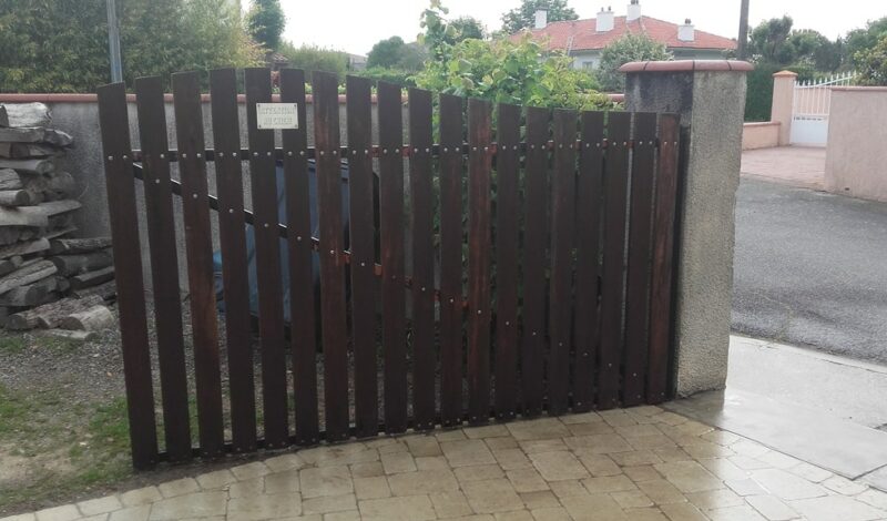 travaux peinture portail bois 31