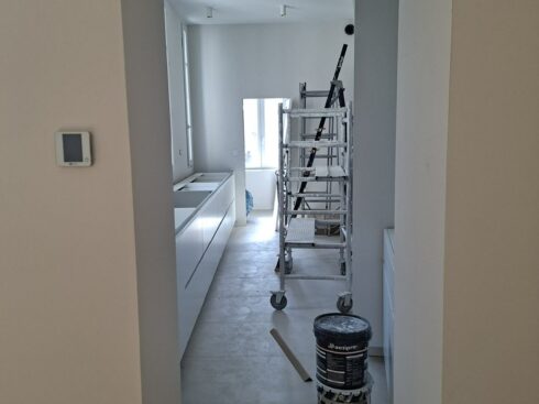 Cuisine pendant les travaux, escabeau et protections